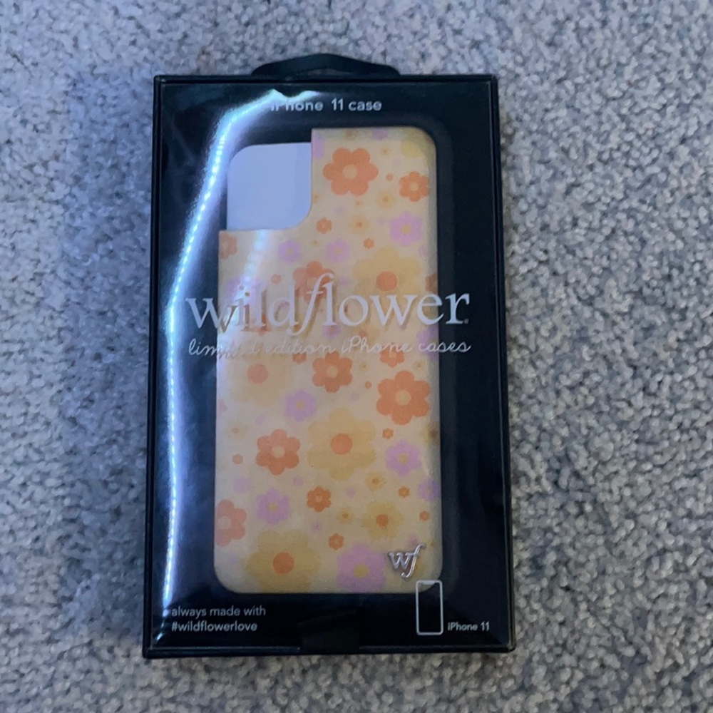 SOLD Wildflower case for iPhone 11